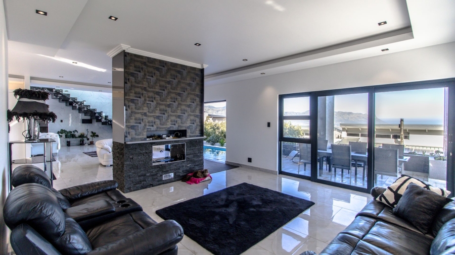 5 Bedroom Property for Sale in Fairhaven Country Estate Western Cape